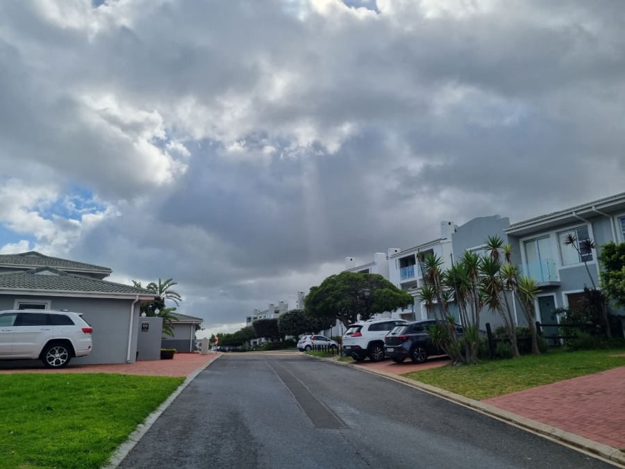 To Let 2 Bedroom Property for Rent in Big Bay Western Cape